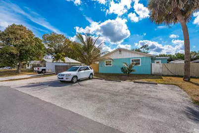 2658 SE Amherst Street, Stuart, FL 34997 - Photo 27