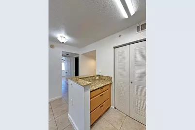 271 SW Palm Drive #104, Port Saint Lucie, FL 34986 - Photo 9