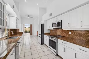7848 Travlers Tree Dr, Boca Raton, FL 33433 - Photo 17