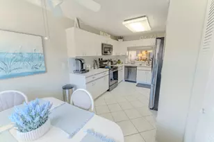 4725 Lucerne Lakes Blvd E, Lake Worth, FL 33467 - Photo 3