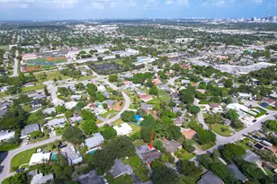 2869 SW 13th Ct, Fort Lauderdale, FL 33312 - Photo 39