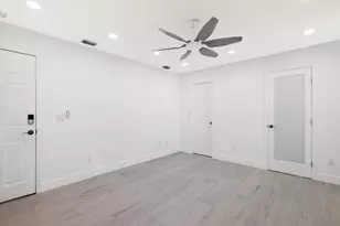 3350 13th St SW, Vero Beach, FL 32968 - Photo 23