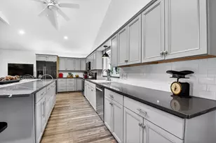 2842 SW 4th St, Boynton Beach, FL 33435 - Photo 17