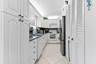 5779 Spindle Palm Ct, Delray Beach, FL 33484 - Photo 13