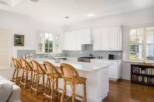 401 S Palm Island Cir, Vero Beach, FL 32963 - Photo 17