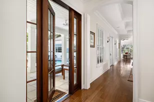 401 S Palm Island Cir, Vero Beach, FL 32963 - Photo 11