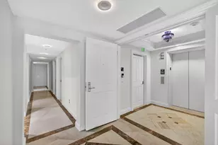 3800 N Ocean Dr, Singer Island, FL 33404 - Photo 11