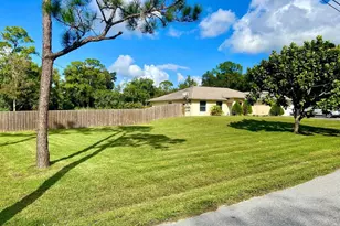 17461 W Alan Black Blvd, Loxahatchee, FL 33470 - Photo 17