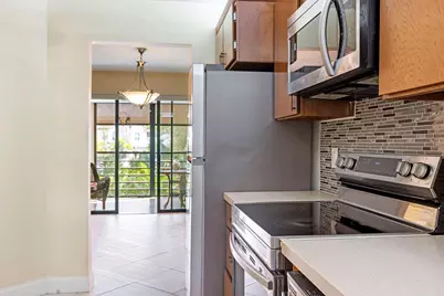 5701 Camino Del Sol #204, Boca Raton, FL 33433 - Photo 3