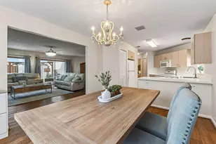 111 Weybridge Cir, Royal Palm Beach, FL 33411 - Photo 11