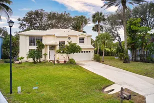 18205 SE Fairview Cir, Jupiter, FL 33469 - Photo 1
