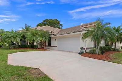 435 SW Jefferson Circle, Port Saint Lucie, FL 34986 - Photo 3