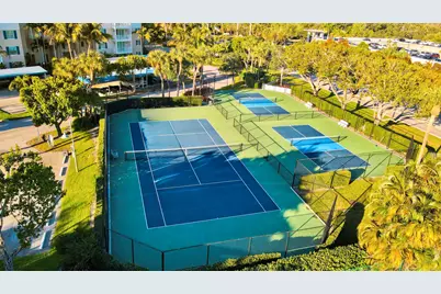 122 Bay Colony Drive N, Juno Beach, FL 33408 - Photo 45