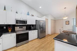 6105 Lake Hibiscus Dr, Delray Beach, FL 33484 - Photo 9