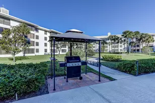 3716 Whitehall Dr, West Palm Beach, FL 33401 - Photo 33
