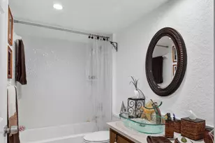 3716 Whitehall Dr, West Palm Beach, FL 33401 - Photo 19