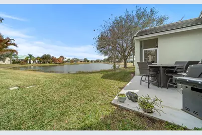 104 NW Willow Grove Avenue, Port Saint Lucie, FL 34986 - Photo 21
