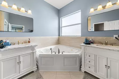 104 NW Willow Grove Avenue, Port Saint Lucie, FL 34986 - Photo 25