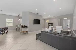 104 NW Willow Grove Ave, Port Saint Lucie, FL 34986 - Photo 13