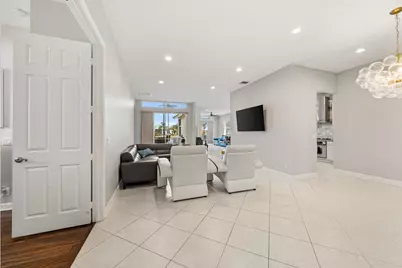 104 NW Willow Grove Avenue, Port Saint Lucie, FL 34986 - Photo 13