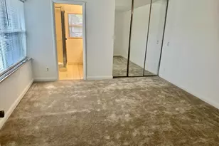 50 Essex Ct, Royal Palm Beach, FL 33411 - Photo 9