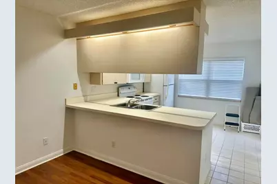 50 Essex Court #D, Royal Palm Beach, FL 33411 - Photo 5