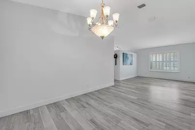 9712 Cherry Blossom Court, Boynton Beach, FL 33437 - Photo 7