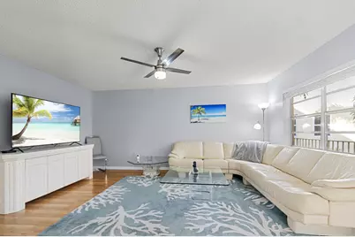 605 Flanders M, Delray Beach, FL 33484 - Photo 3