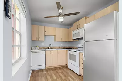 605 Flanders M, Delray Beach, FL 33484 - Photo 1