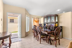 6179 Savannah Way, Lake Worth, FL 33463 - Photo 5