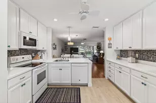 5452 Poppy Pl, Delray Beach, FL 33484 - Photo 9