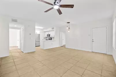 158 SW Peacock Boulevard #30-104, Port Saint Lucie, FL 34986 - Photo 5