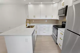 2018 20th Ct, Jupiter, FL 33477 - Photo 9