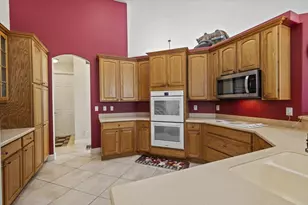 2161 SW Hyacinth St, Port Saint Lucie, FL 34953 - Photo 5