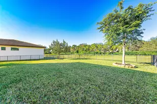 3269 Dunning Dr, Royal Palm Beach, FL 33411 - Photo 27