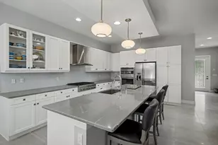 8125 Hobbes Wy, Palm Beach Gardens, FL 33418 - Photo 9