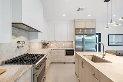 385 Linda Lane, West Palm Beach, FL 33405 - Photo 11