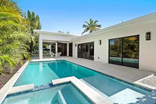 385 Linda Ln, West Palm Beach, FL 33405 - Photo 15