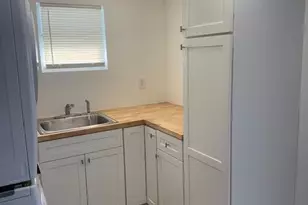 2422 Sunset Dr, West Palm Beach, FL 33415 - Photo 11