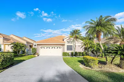 12902 Touchstone Place, Palm Beach Gardens, FL 33418 - Photo 3