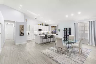 12902 Touchstone Place, Palm Beach Gardens, FL 33418 - Photo 5