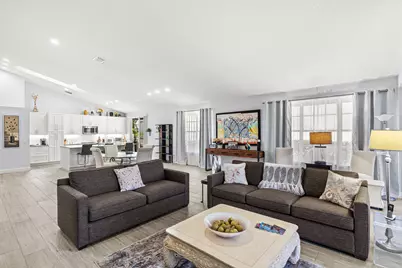 12902 Touchstone Place, Palm Beach Gardens, FL 33418 - Photo 15