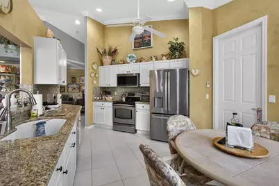 9146 Bay Point Circle, West Palm Beach, FL 33411 - Photo 11