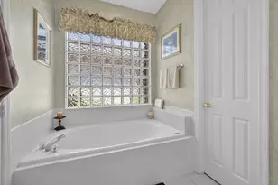 9146 Bay Point Cir, West Palm Beach, FL 33411 - Photo 31