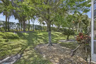 9146 Bay Point Cir, West Palm Beach, FL 33411 - Photo 37