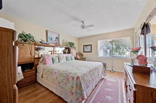 306 Pine Ridge Cir, Greenacres, FL 33463 - Photo 9