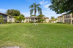 306 Pine Ridge Cir, Greenacres, FL 33463 - Photo 3