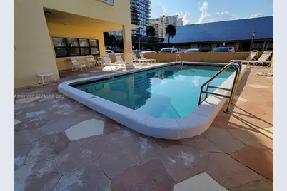 801 N Ocean Boulevard #802, Pompano Beach, FL 33062 - Photo 27