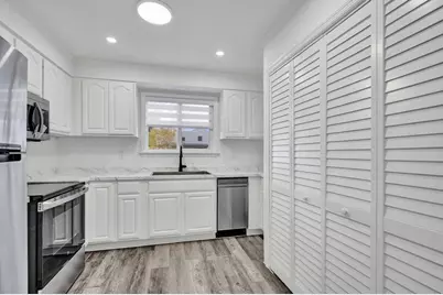 229 SW 1st Avenue, Delray Beach, FL 33444 - Photo 17