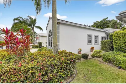 11873 Fountainside Circle, Boynton Beach, FL 33437 - Photo 3